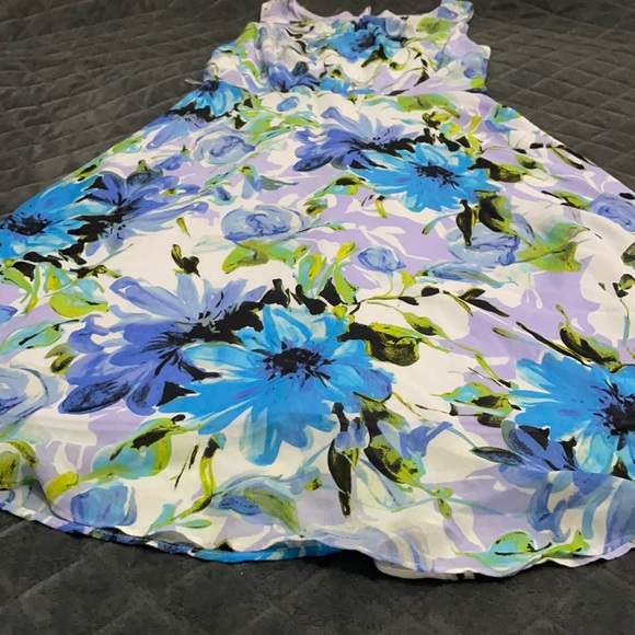 Madison Leigh size 8 floral dress - Picture 4 of 15